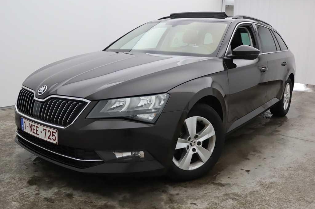 Skoda Superb Combi 2016 фото 4