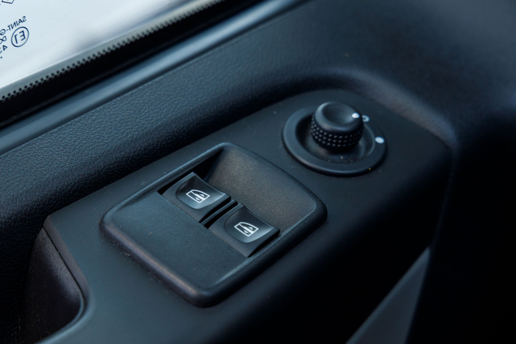 Renault Trafic пасс. 2015 photo 24