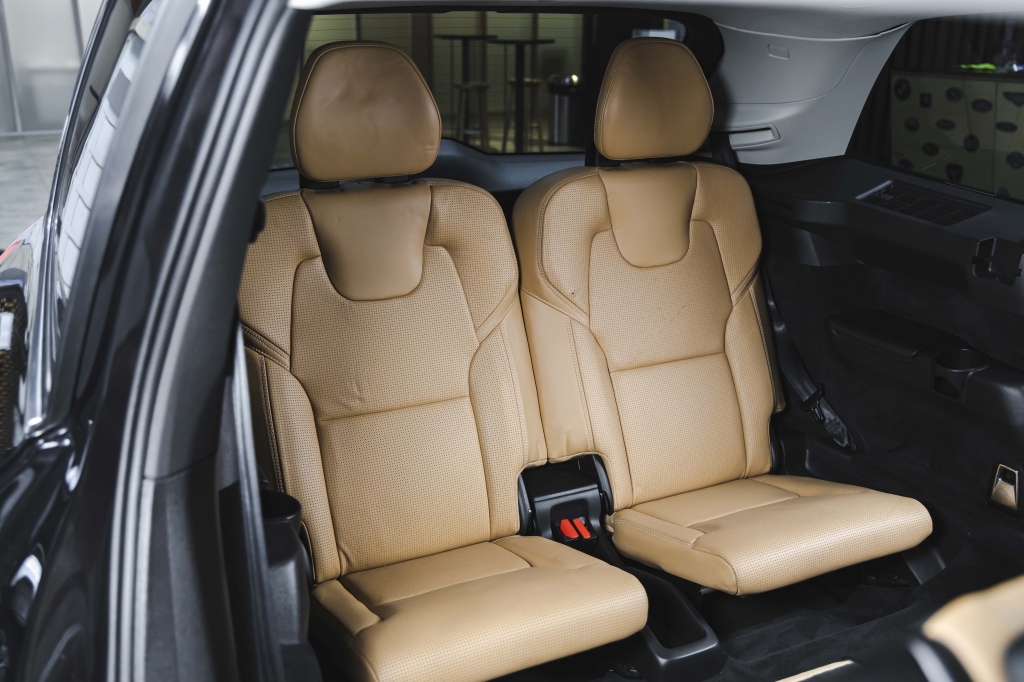 Volvo XC90 2015 photo 35