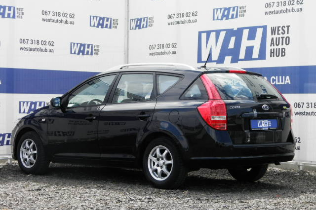 Kia Ceed 2010 photo 5