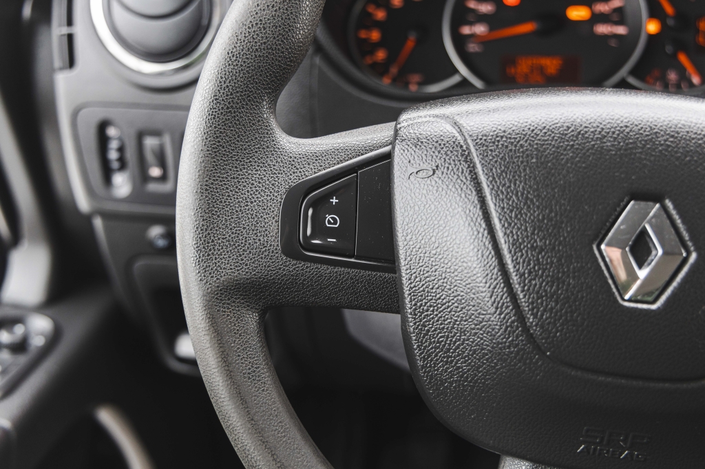 Renault Master 2018 фото 18