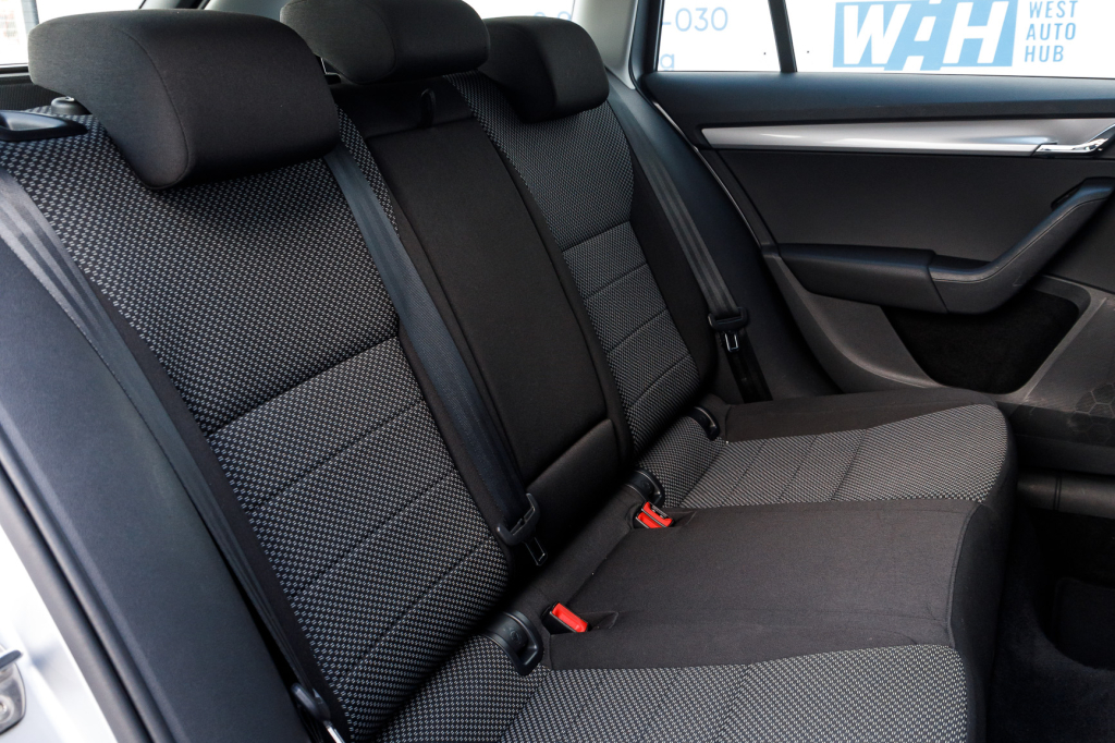 Skoda Octavia A7 2016 photo 14