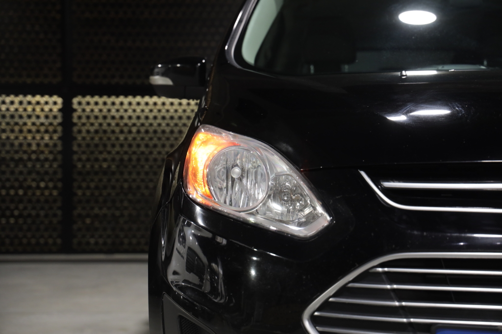 Ford C-Max 2016 фото 6