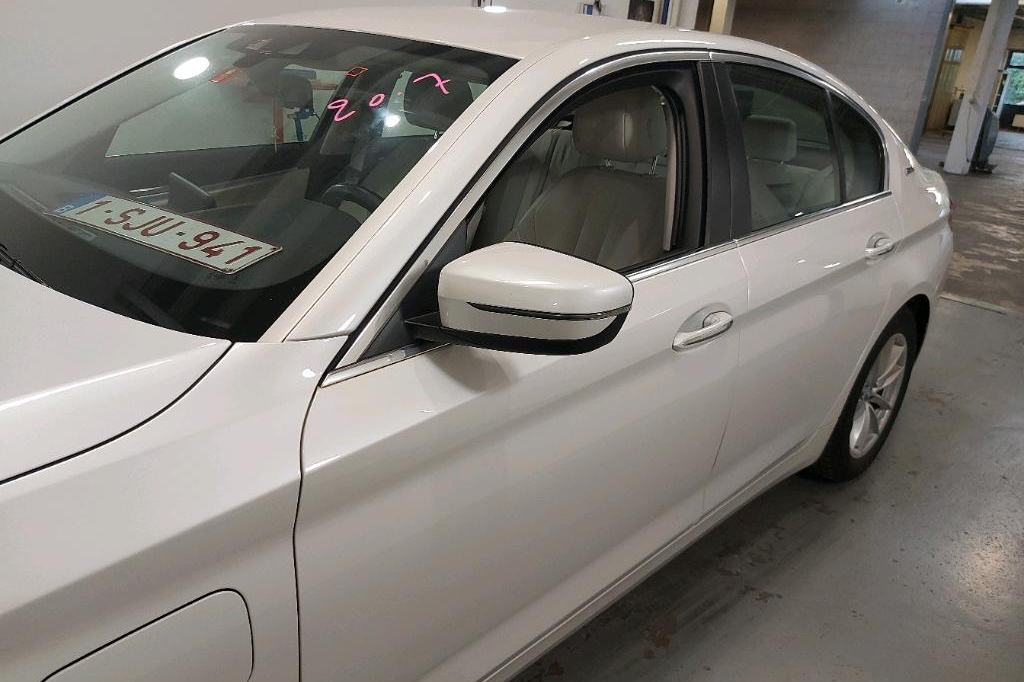 BMW 5 Series 2017 photo 16