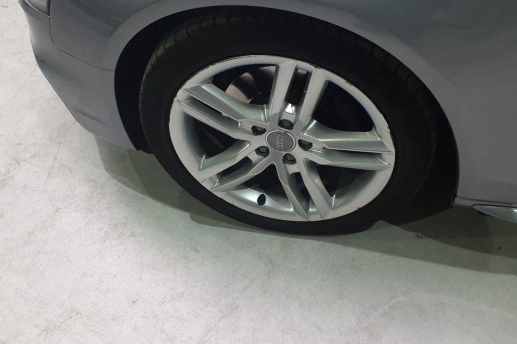 Audi A4 Avant 2015 photo 10