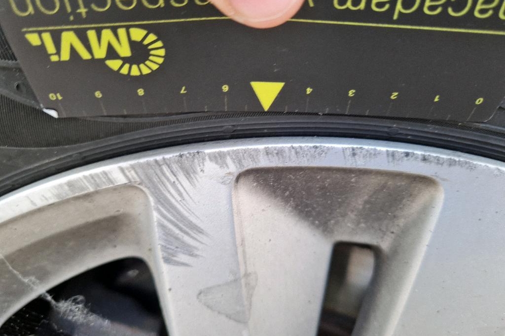 Peugeot 308SW 2016 фото 7