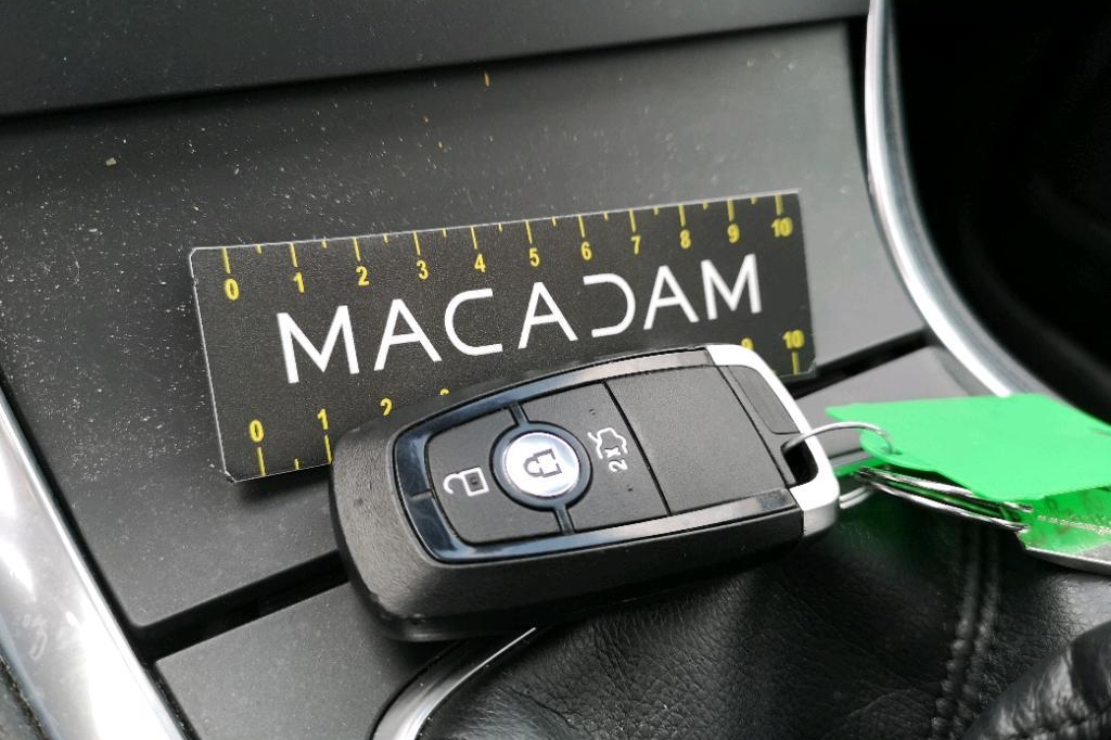 Ford S-Max 2019 фото 13