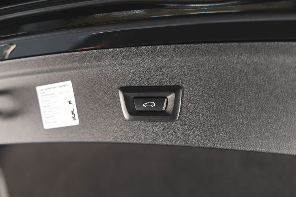 BMW iX xDrive40 2022 фото 37