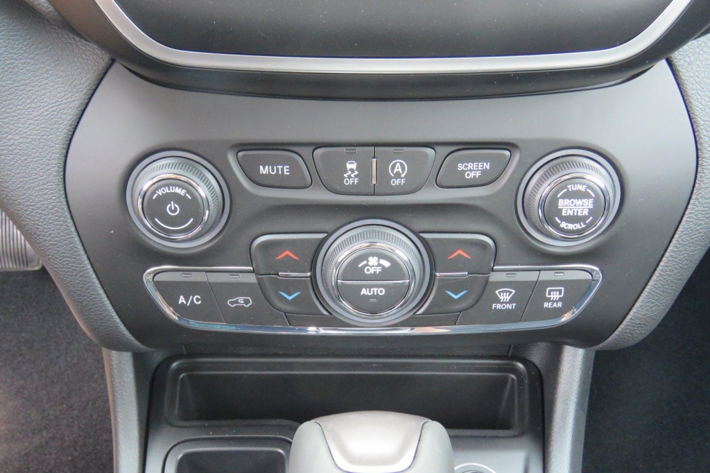 Jeep Cherokee 2020 photo 8