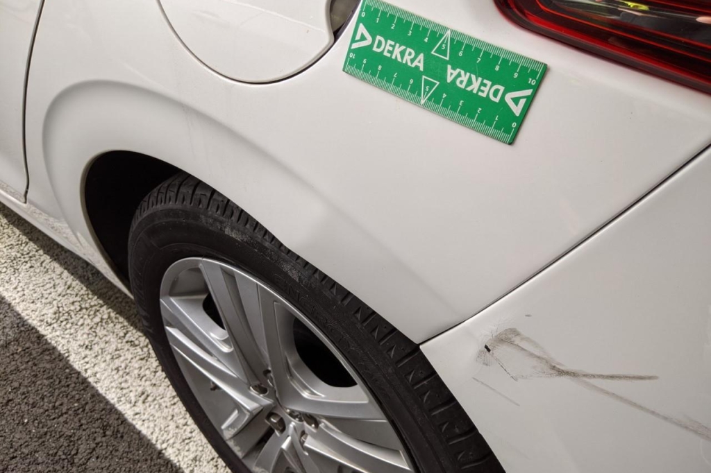 Peugeot 208 2019 photo 12