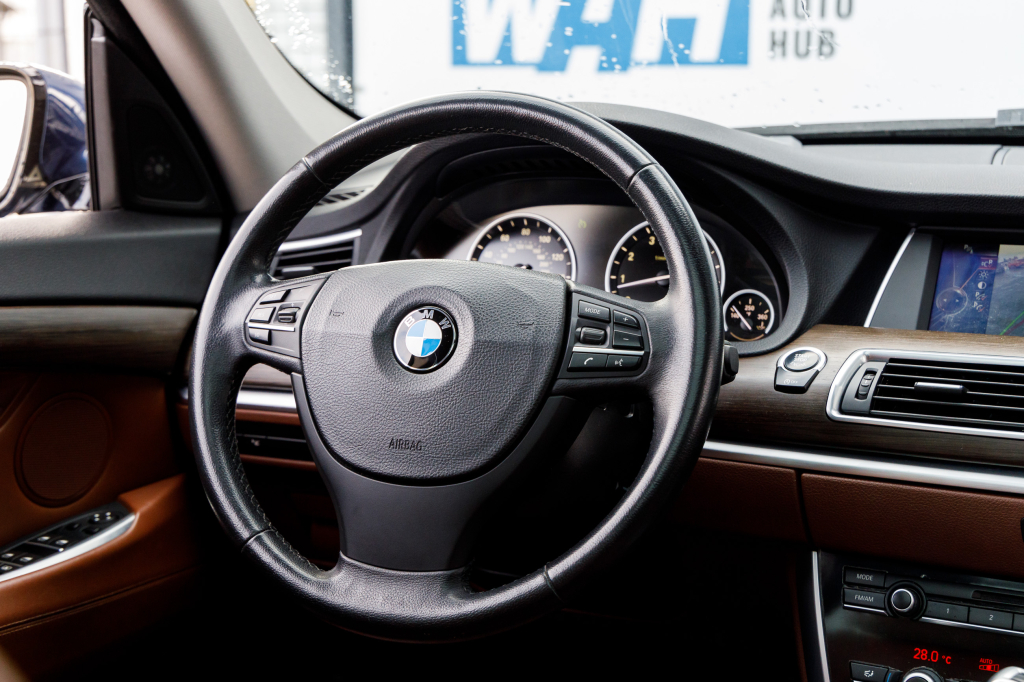 BMW 535 GT 2013 фото 14