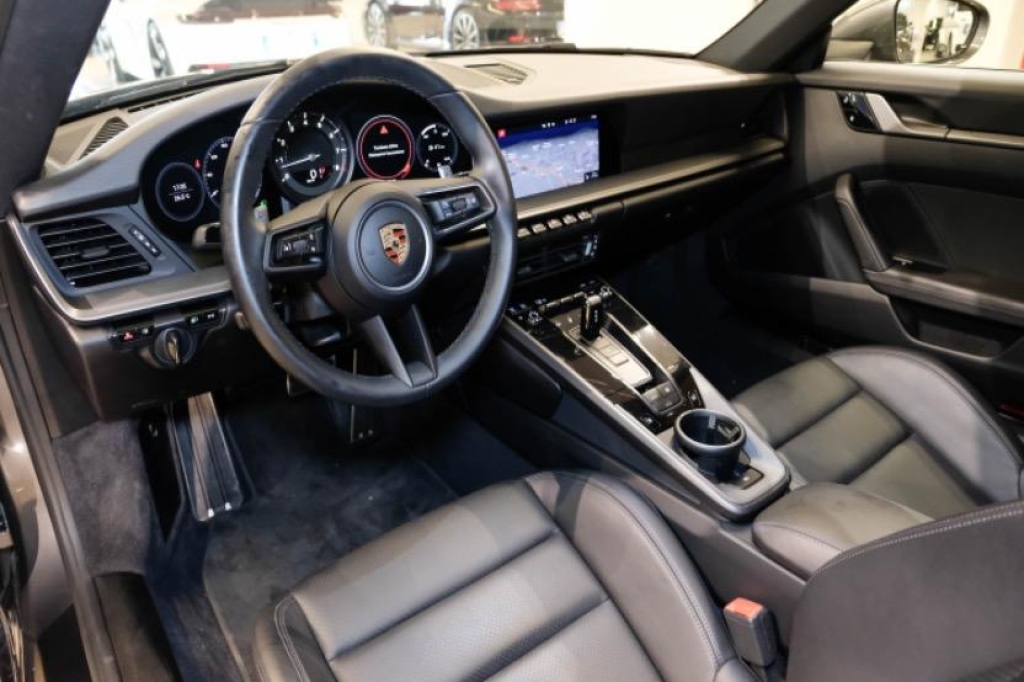 Porsche 992 2019 photo 6