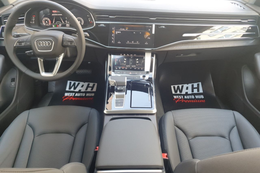 Audi Q8 50 TDI 2023 фото 16