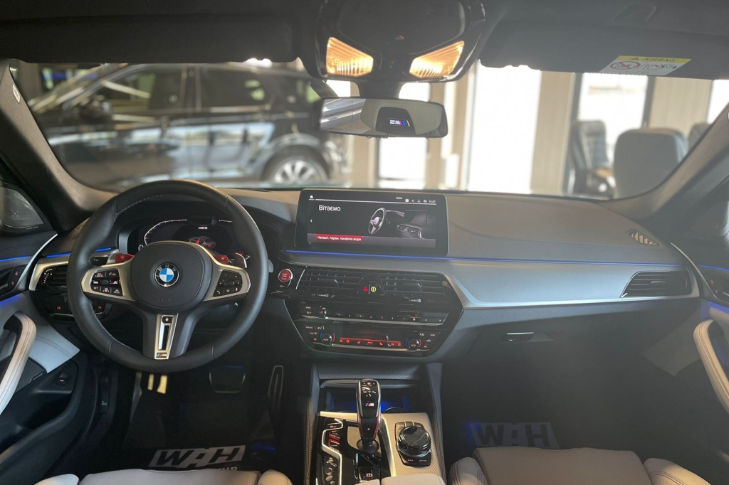 BMW M5 2020 фото 9