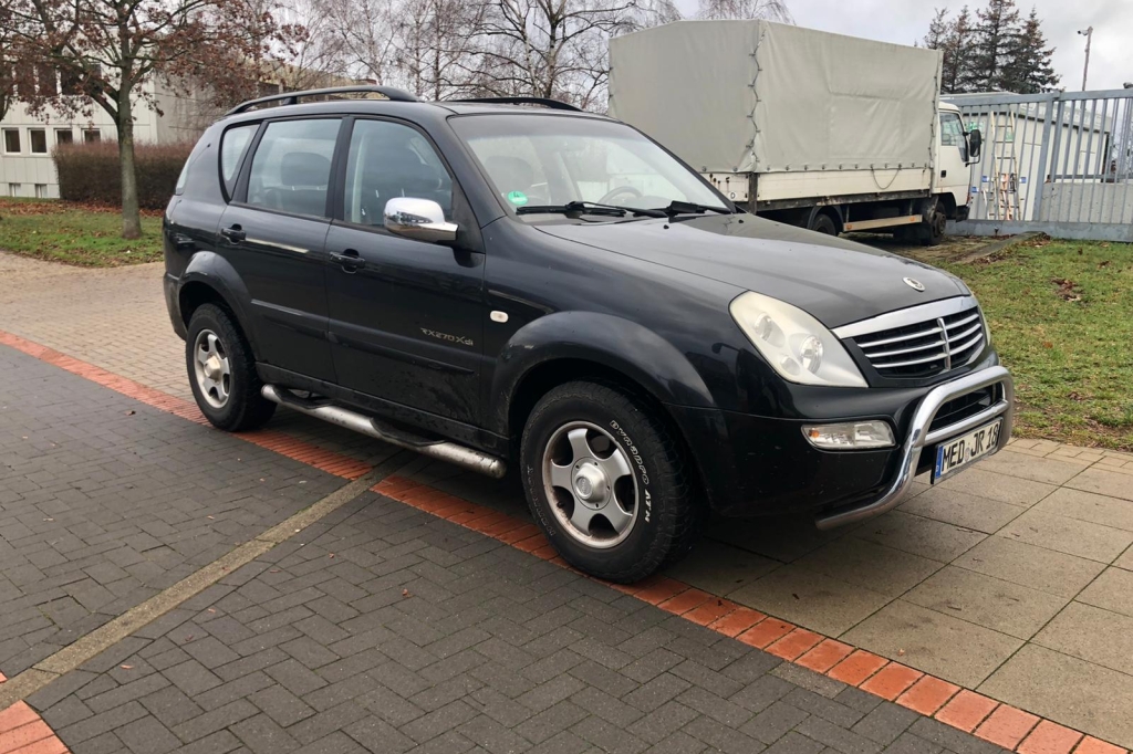 SsangYong Rexton 2005 photo 1