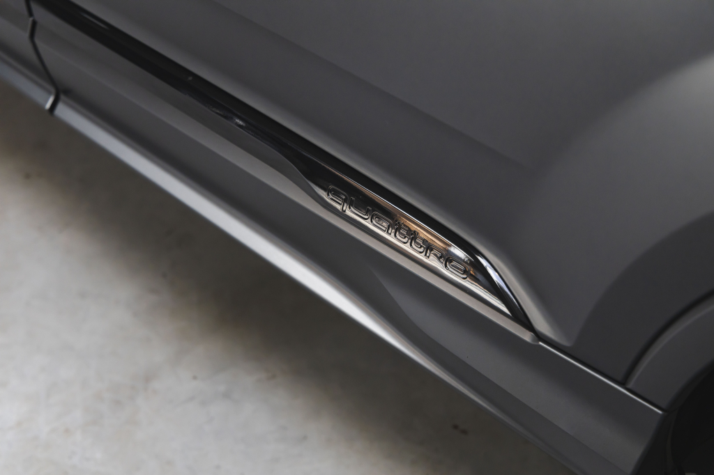 Audi Q7 S-Line 2021 photo 12