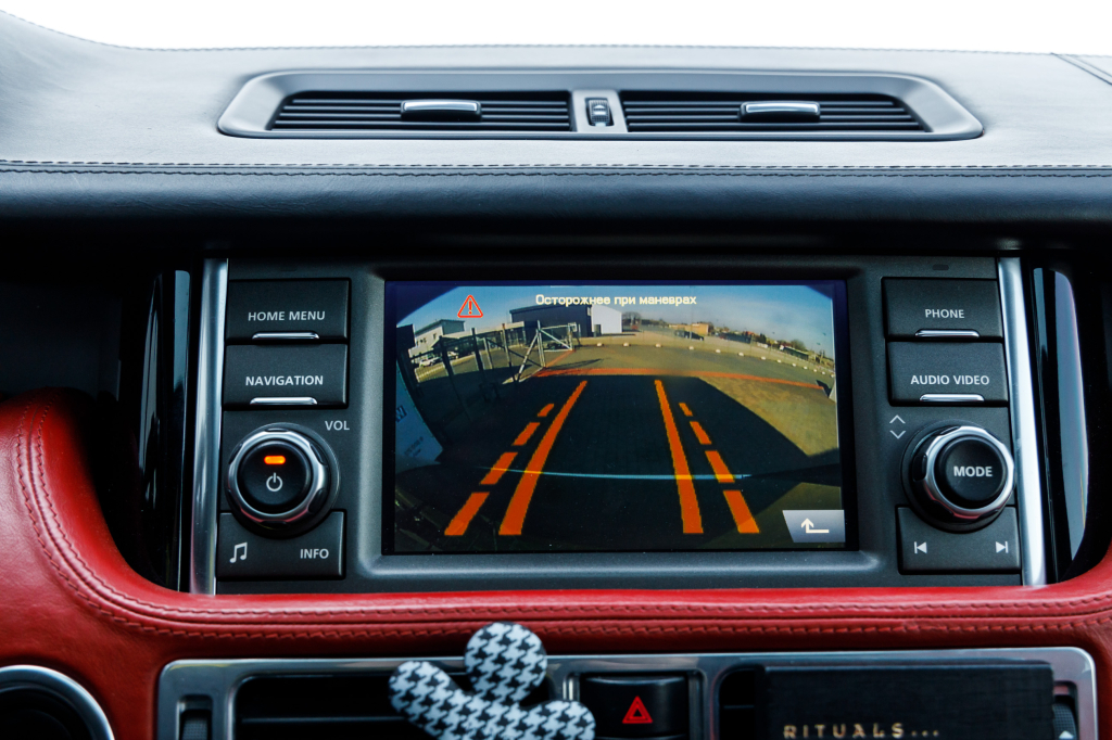 Land Rover Range Rover Vogue 2011 photo 14