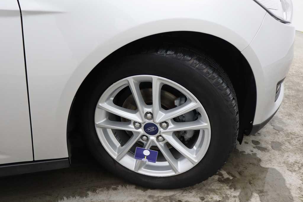 Ford Focus Turnier 2016 фото 24