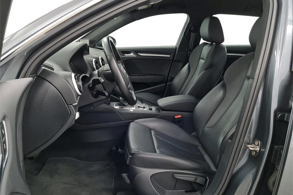 Audi A3 Sportback 2016 фото 3