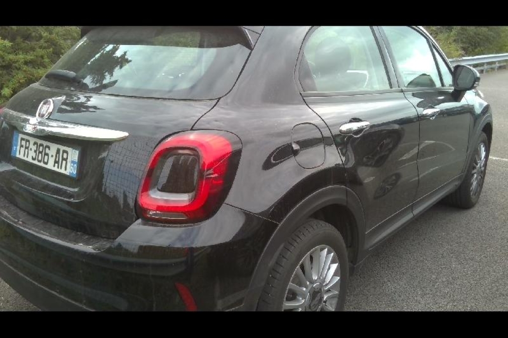 Fiat 500X 2020 фото 2