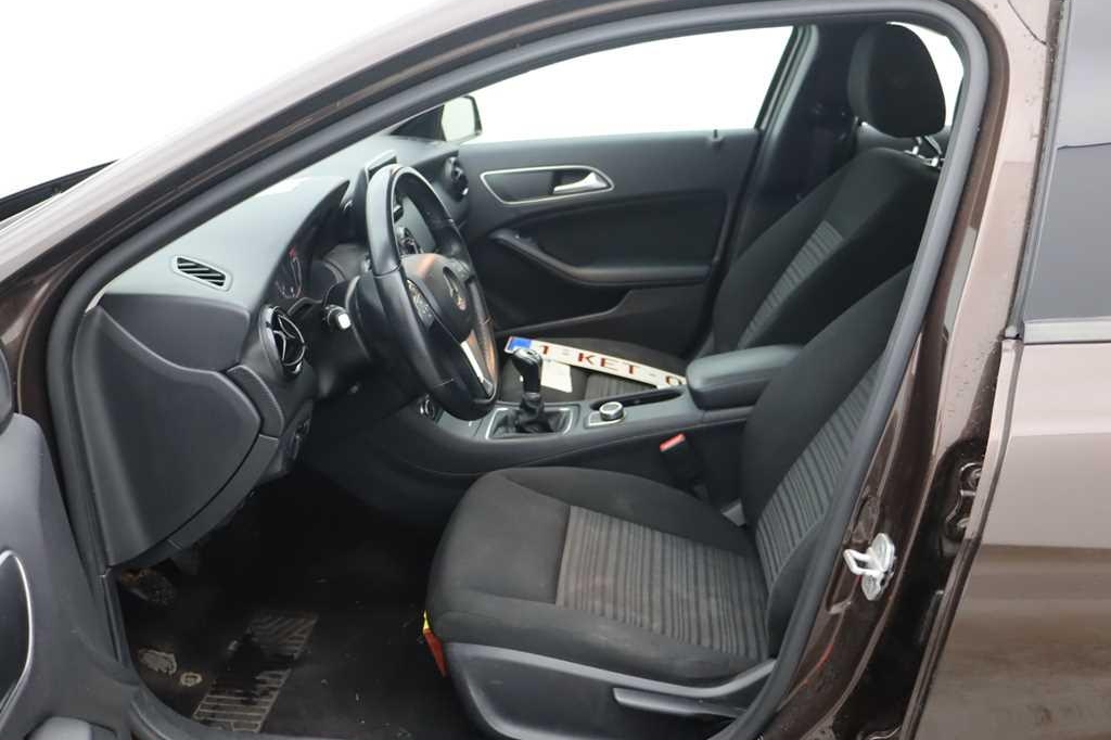 Mercedes-Benz A-Klasse 2015 photo 3