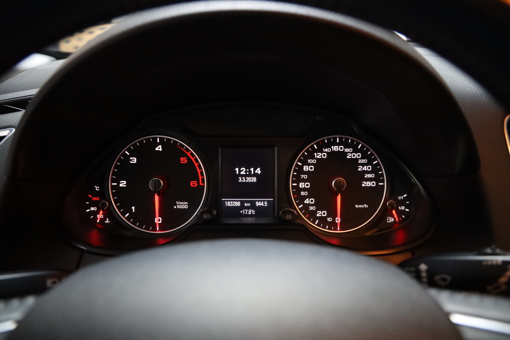 Audi Q5 2016 фото 39