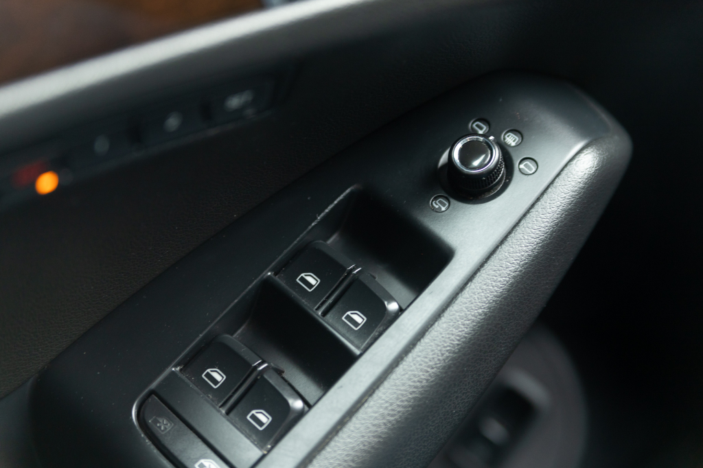 Audi Q5 Premium Plus 2012 photo 26