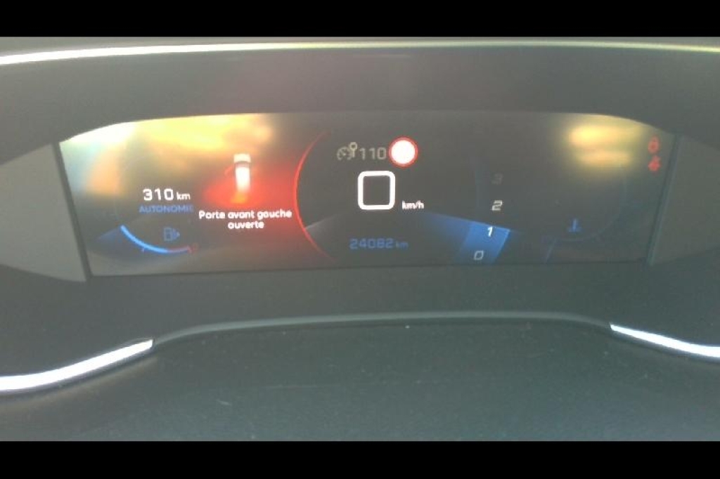 Peugeot 308 2020 фото 3