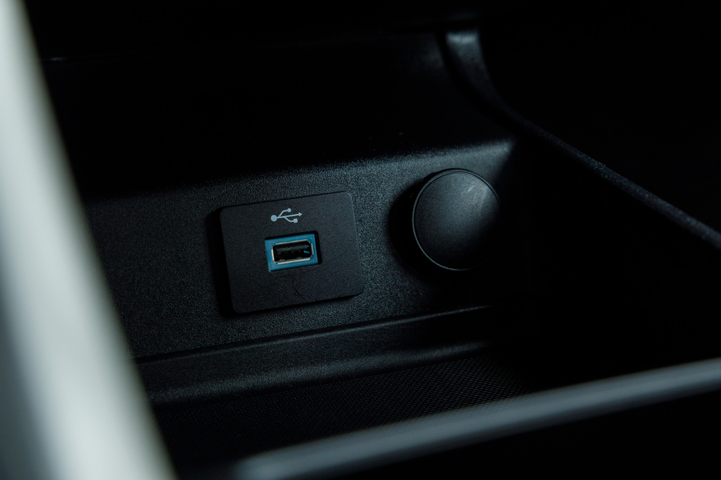 Ford Fusion S 2019 photo 26