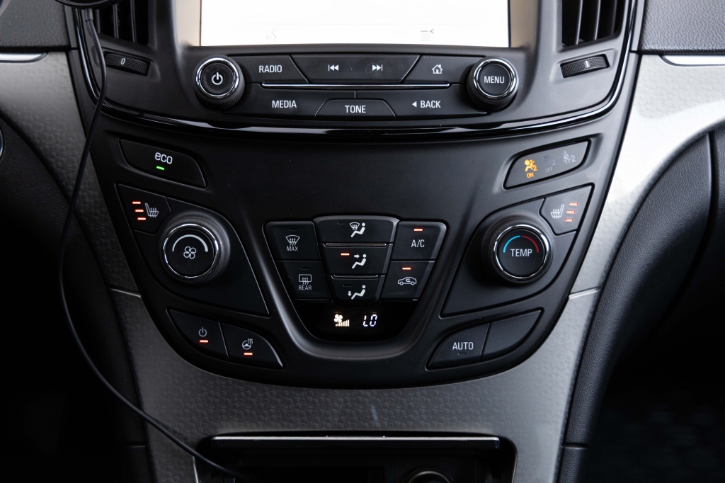 Opel Insignia 2014 фото 23