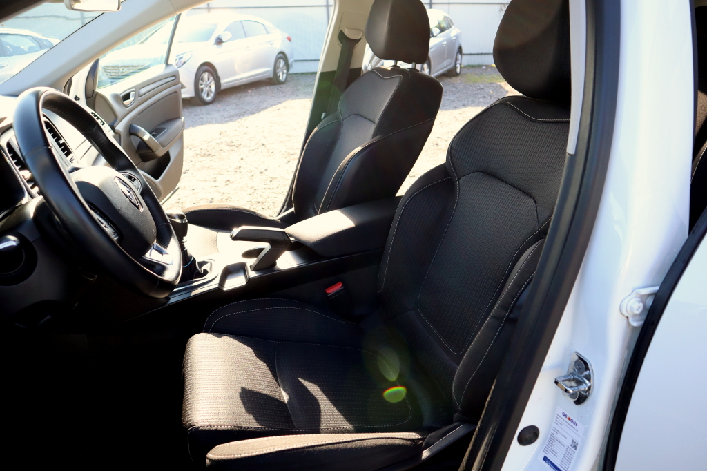 Renault Megane 2017 photo 30