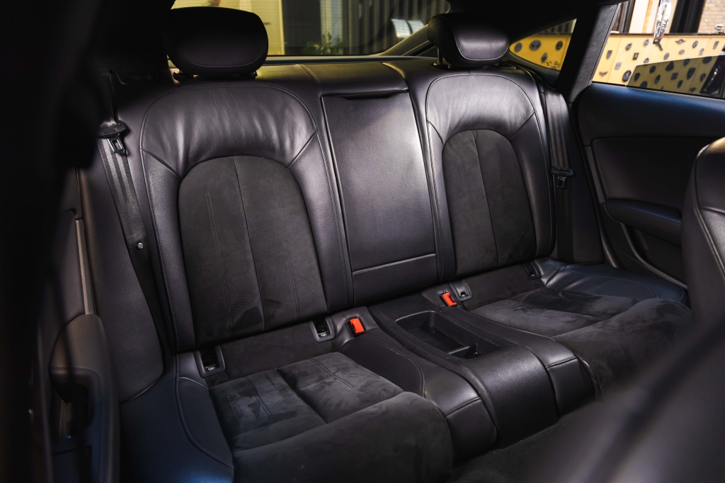 Audi A7 2012 фото 36