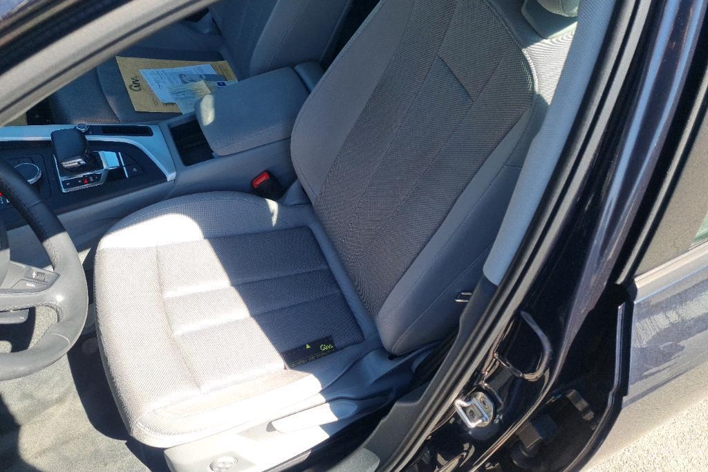 Audi A4 Avant 2018 photo 11