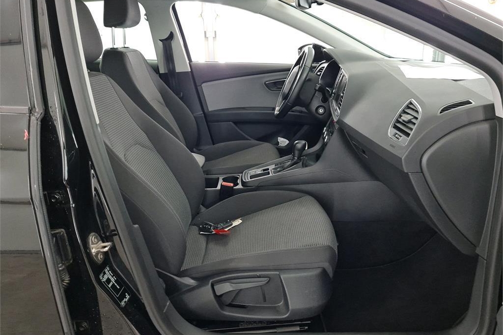 SEAT Leon 2018 фото 1