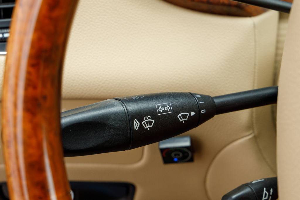 Mercedes-Benz CLS 500 2005 фото 17