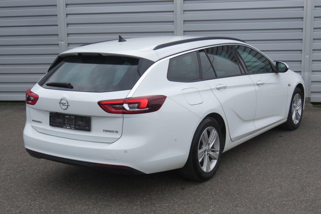 Opel Insignia Sports Tourer 2018 photo 4