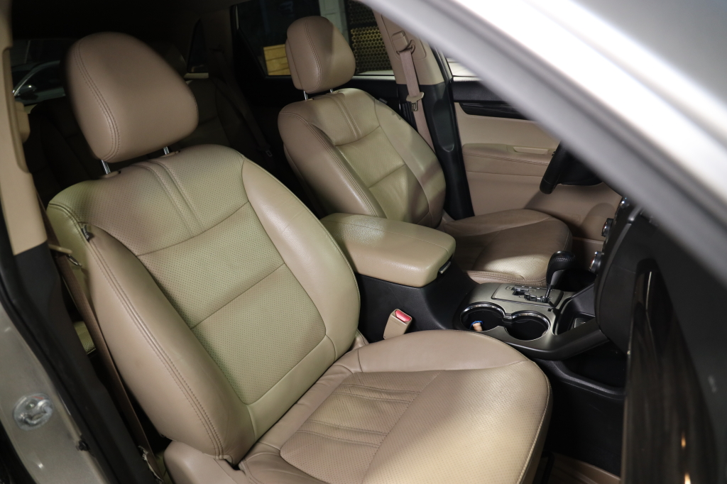 Kia Sorento 2012 photo 25