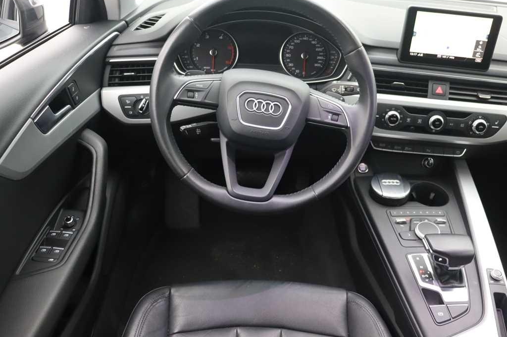 Audi A4 Avant 2017 photo 1