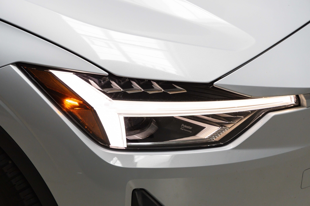 Polestar 2 2022 фото 5