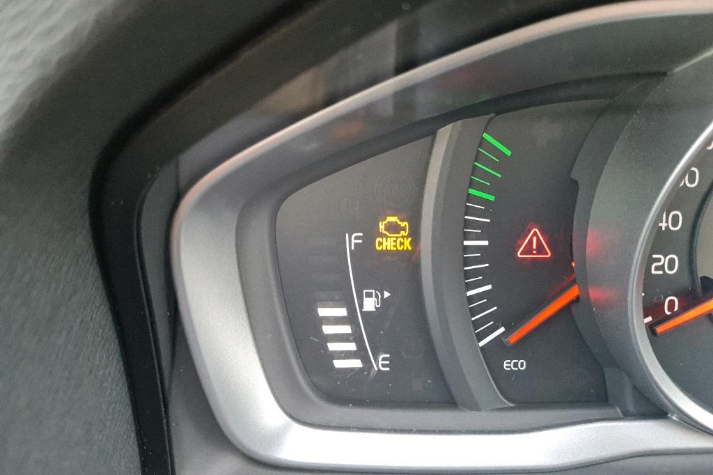 Volvo V60 2016 photo 10