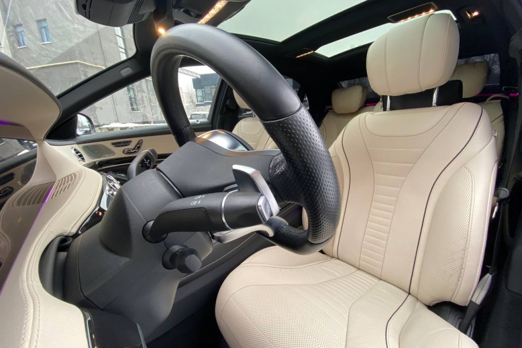 Mercedes-Benz S 560 4MATIC 2018 photo 9