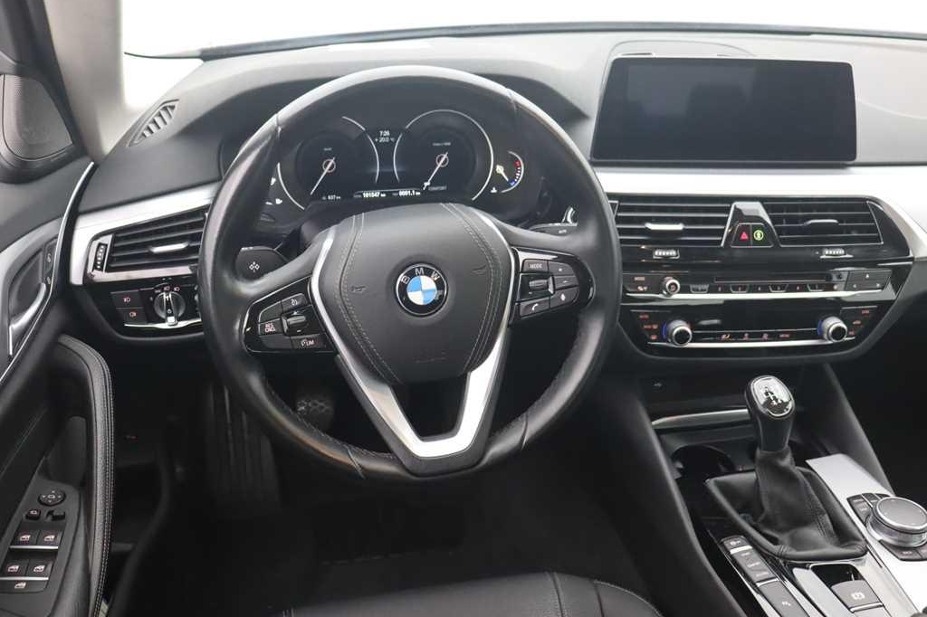 BMW 5 Series 2017 photo 5