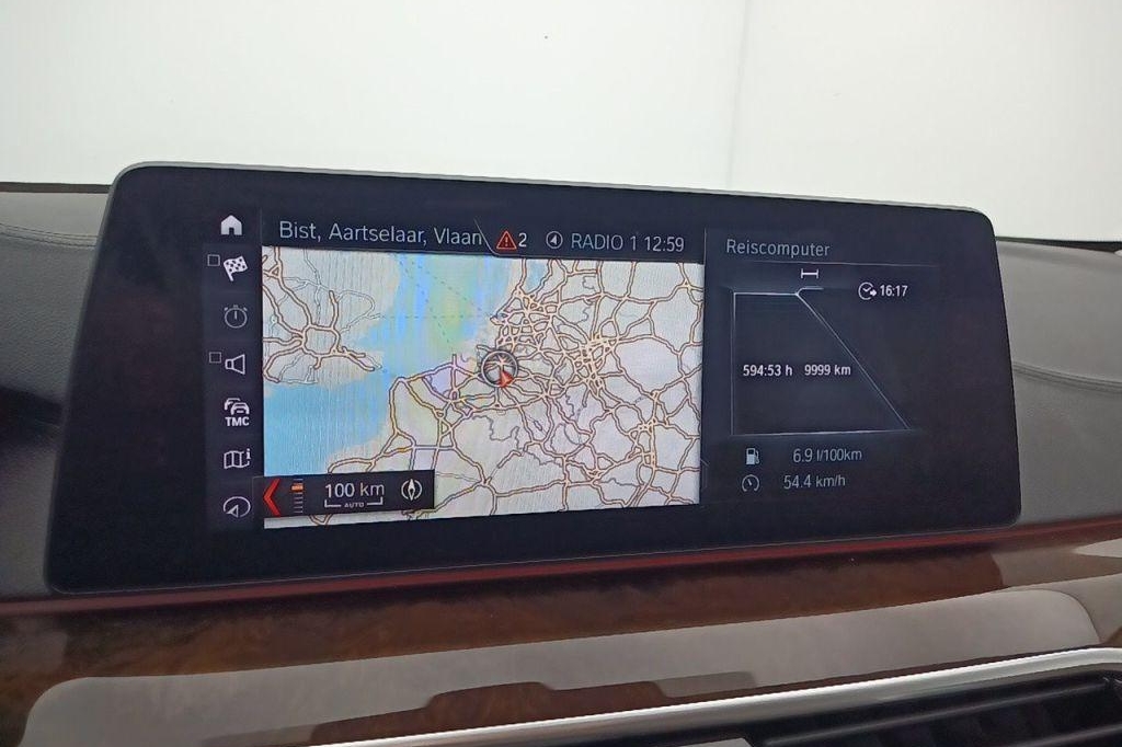 BMW 5 Series 2017 фото 4