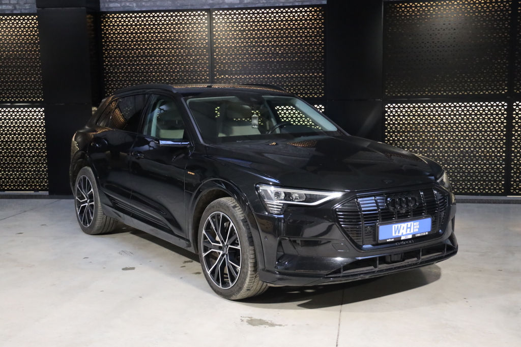 Audi e-tron 2019 фото 1