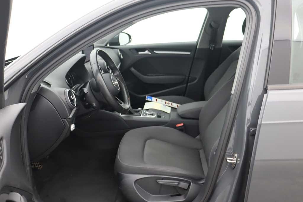 Audi A3 Sportback 2017 фото 3