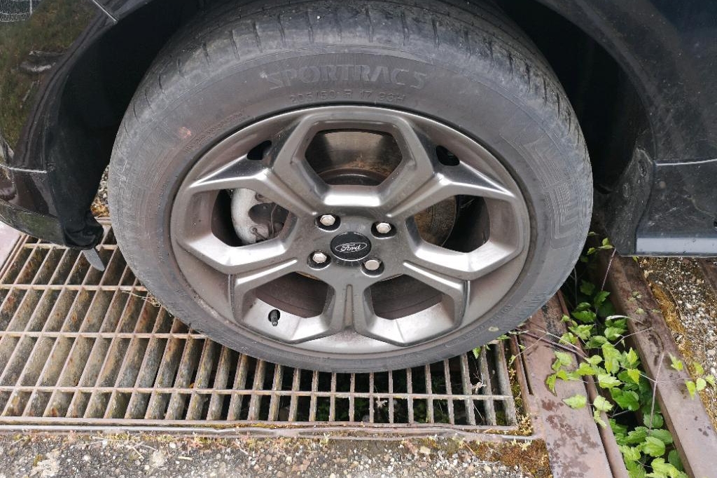 Ford EcoSport 2018 photo 18