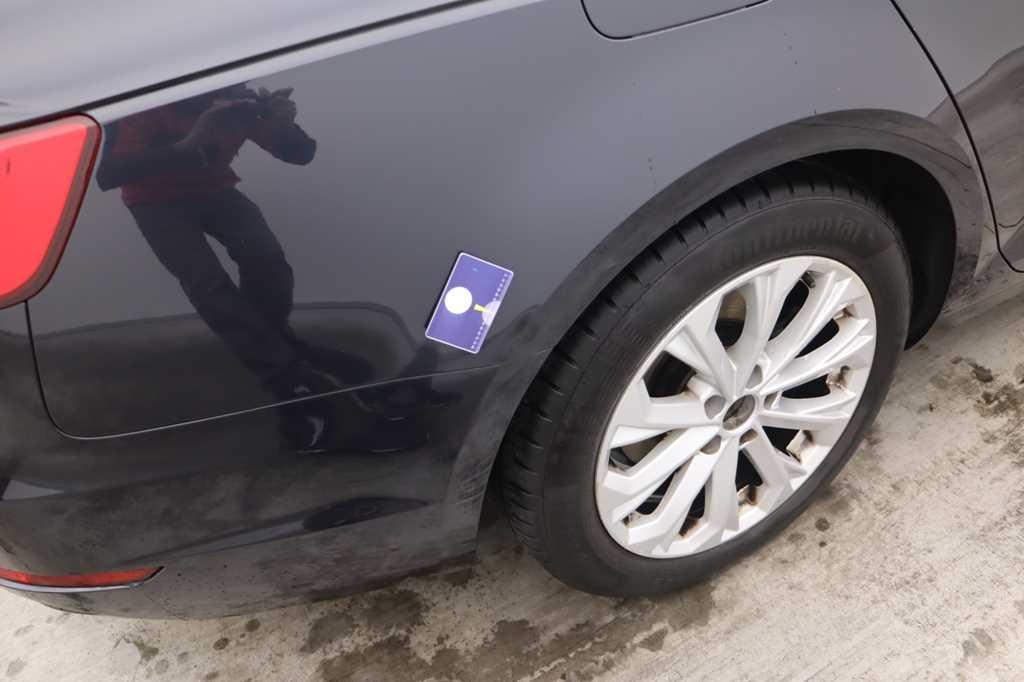 Audi A4 2016 фото 19