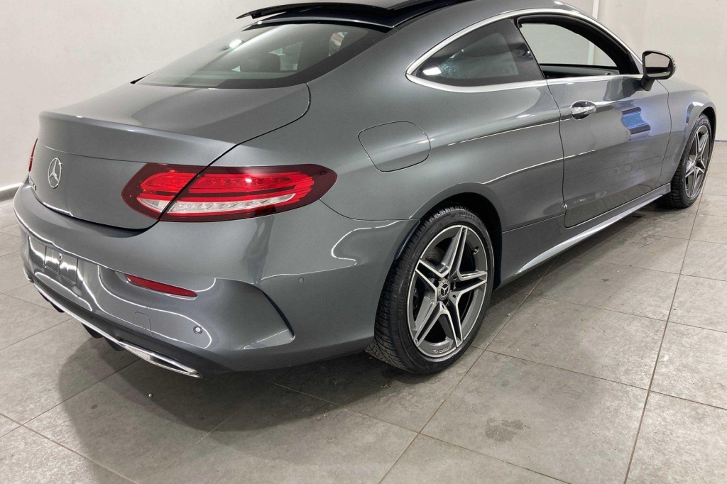Mercedes-AMG C-Klasse 2019 фото 9