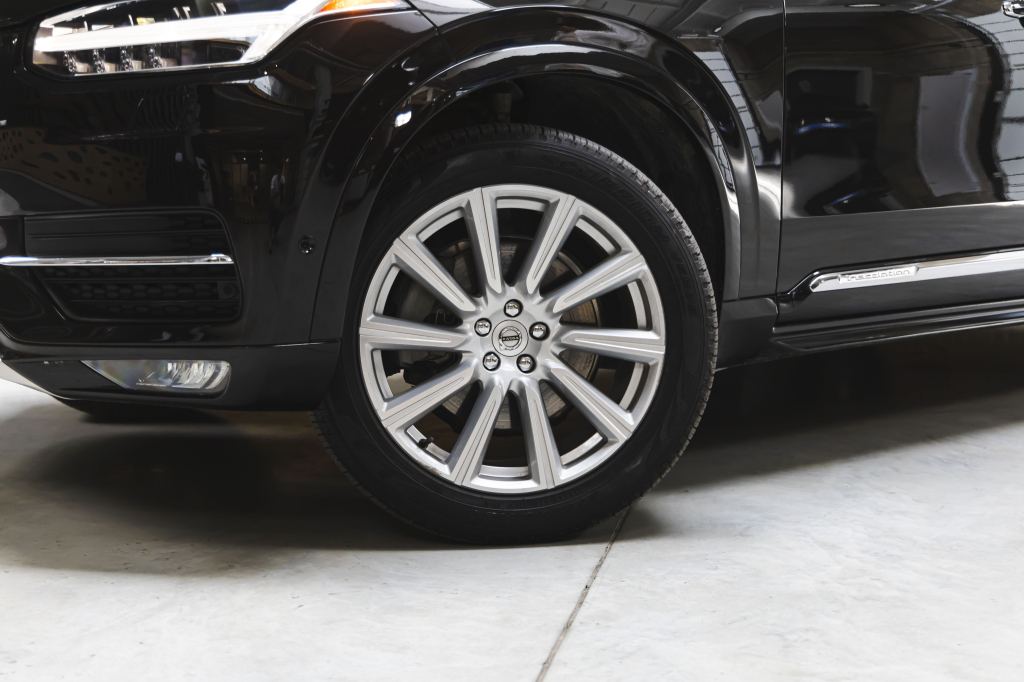 Volvo XC90 2015 photo 1