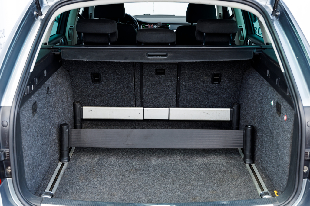 Skoda Superb 4x4 2011 фото 18